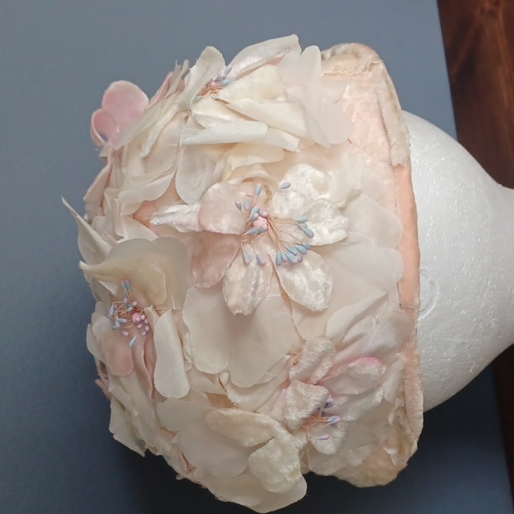 Unique Hat - image 3